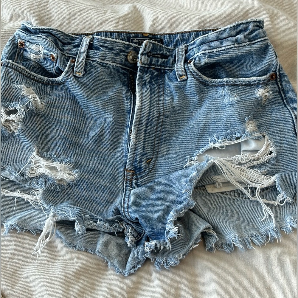 Abercrombie & Fitch Annie High Rise Shorts